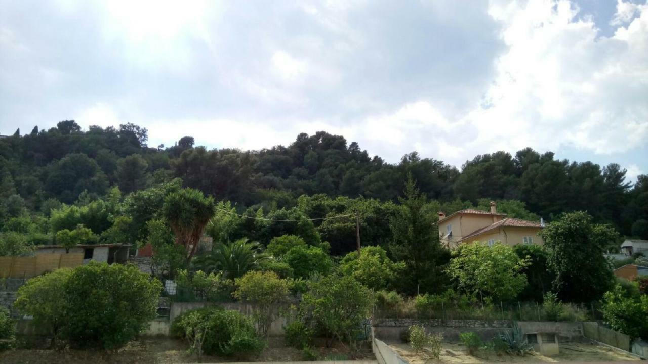 Ferienwohnung Studio Petit Navire Menton Exterior foto